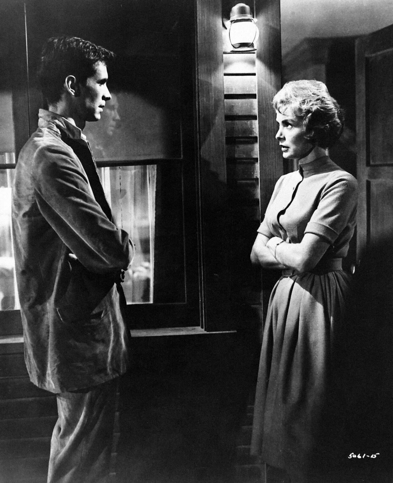 психо фильм 1960. психо режиссер. норман бейтс хичкок. норман бейтс психо 1960. психо фильм 1960.