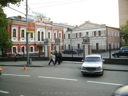 Историческая 11