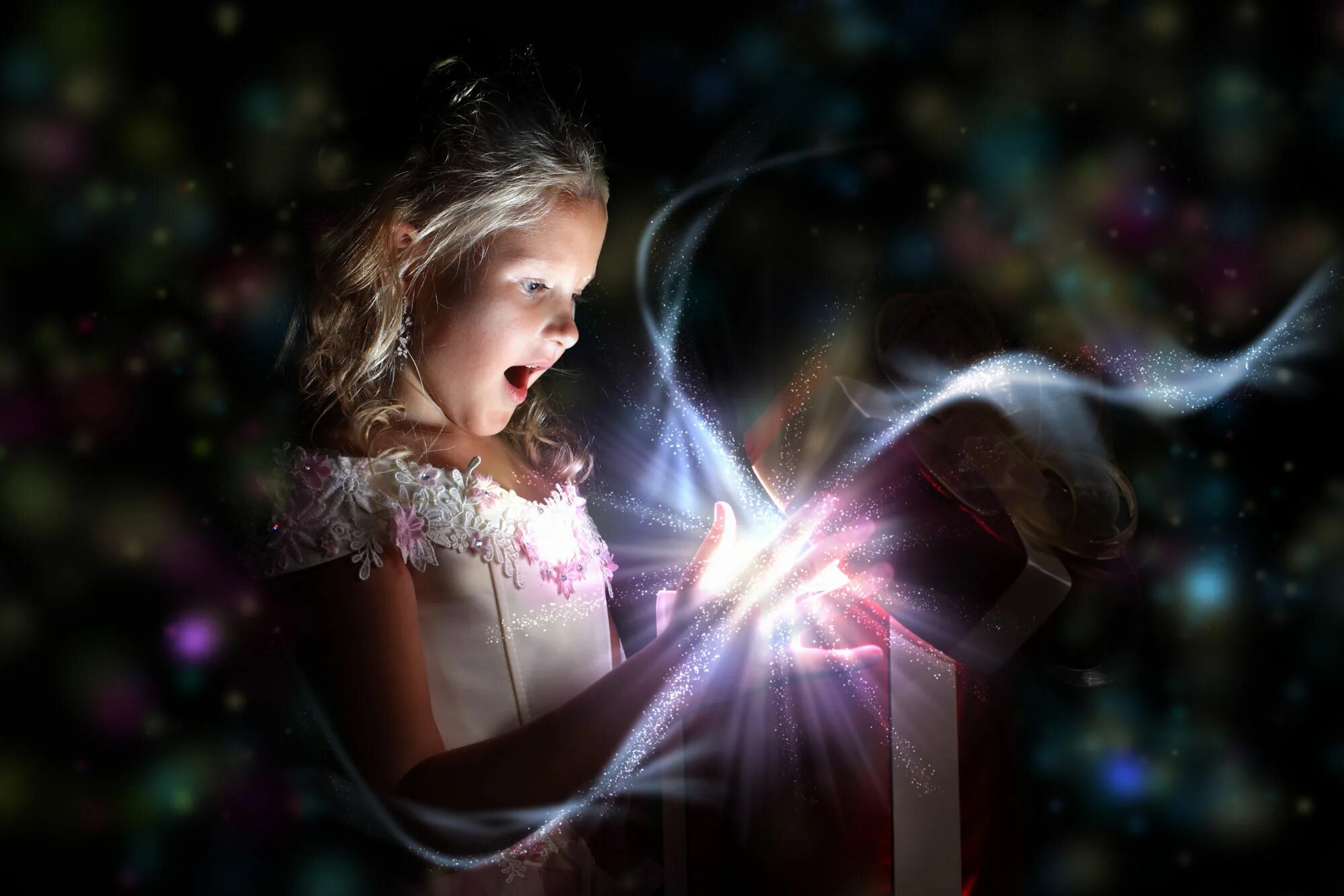Волшебство для детей. Новый год волшебство. Магия для детей. Волшебство в картинках. Плачу от подарка