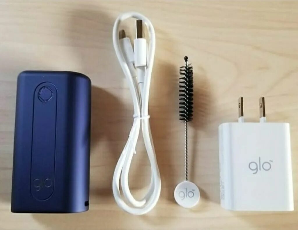 Электронная сигарета кент glo. Hyper зарядки. Зарядка для glo hyper. Зарядка гло хайпер. 200 ватт зарядка.