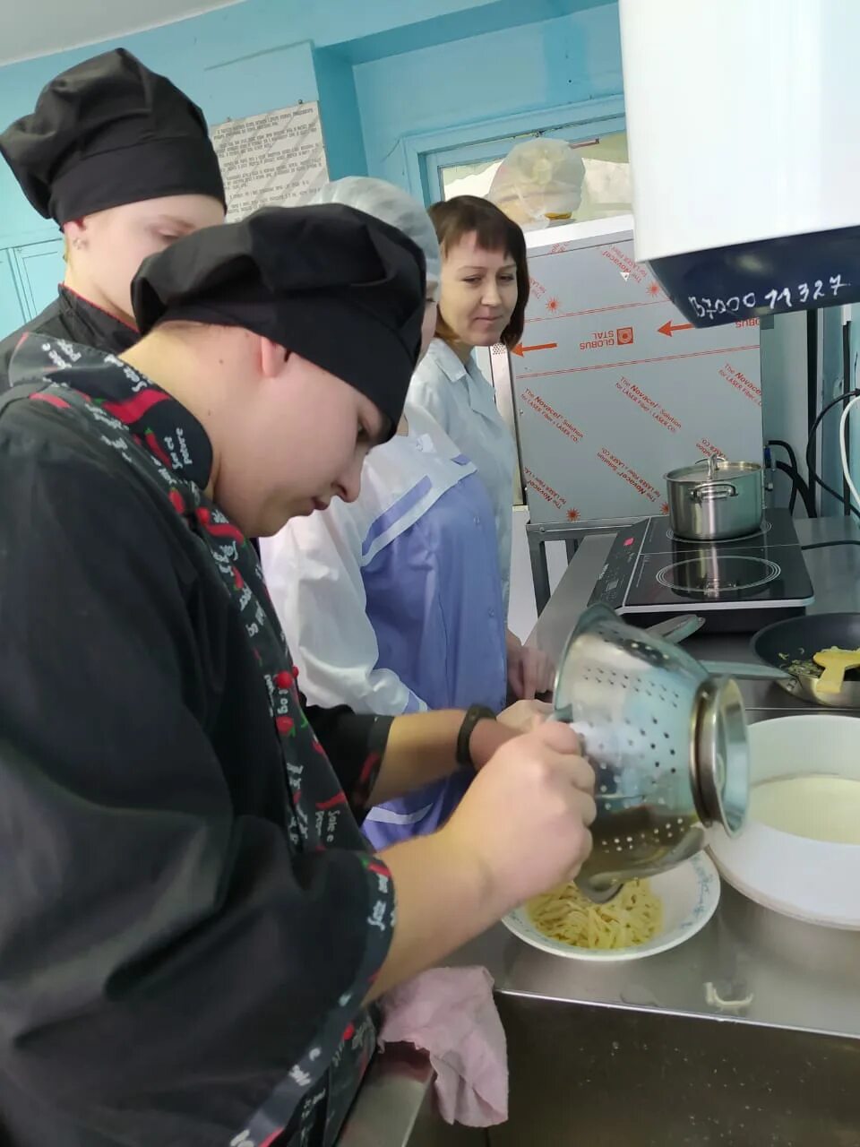 демонстрационный экзамен повар. 02 15 поварское и кондитерское дело фгос. демонстрационный экзамен кондитерское дело 43. демонстрационный экзамен кондитерское дело. фгос поварское и кондитерское дело 43.