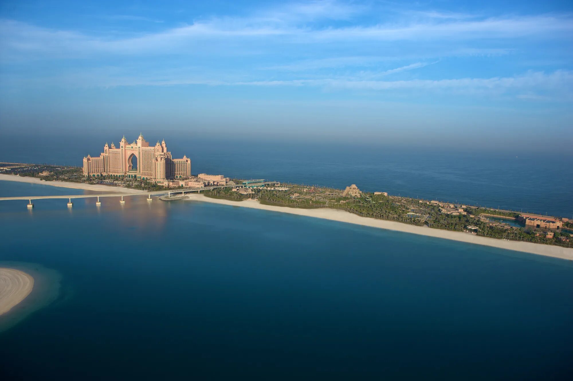 Atlantis цены. Пальма Джумейра Атлантис. Atlantis the Palm (Дубай, ОАЭ). Отель Atlantis the Palm Дубай. Дубай отель на Пальме Атлантис.