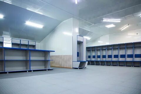 Раздевалка автомобилист