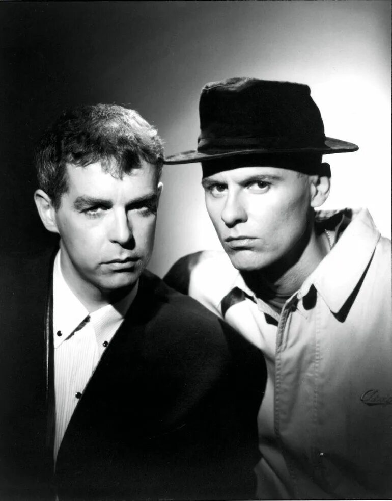 Группа пет шоп бойс. Pet shop boys в молодости. Pet shop boys 1983. Солист пет шоп бойс. Пет шоп бойс хиты