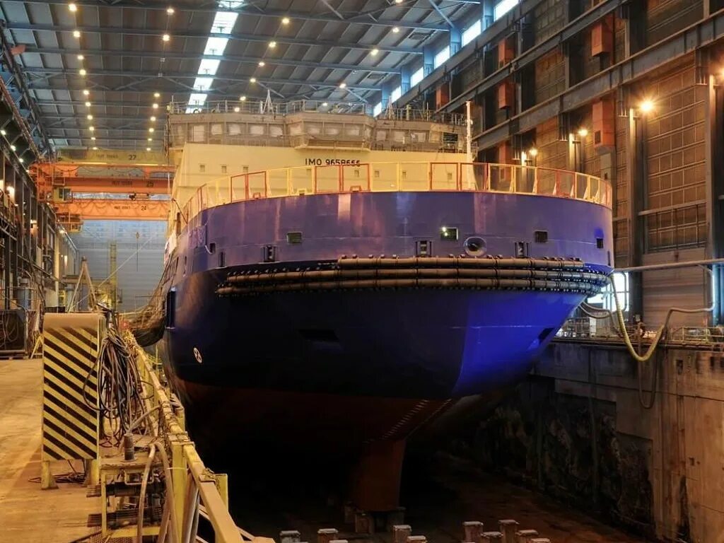 Мурманская судоверфь