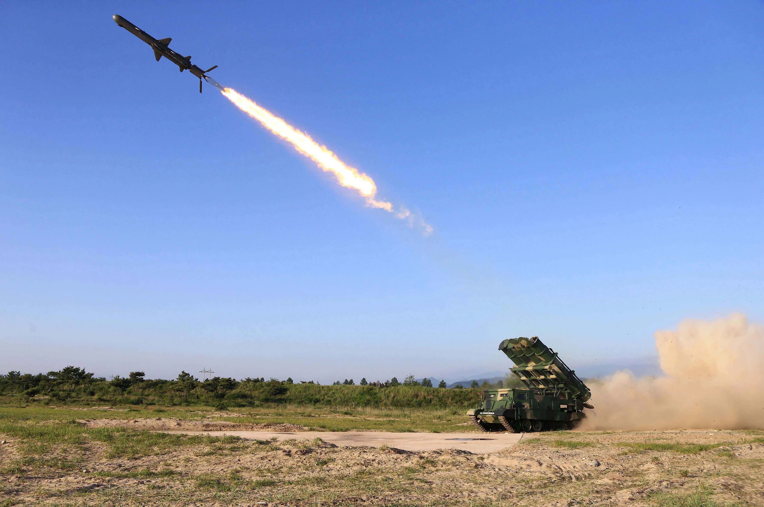Lgm-118 баллистическая ракета. Ракеты дальнего действия. Крылатые баллистические ракеты. Фау-2 баллистическая ракета. Баллистическая ядерная ракета.