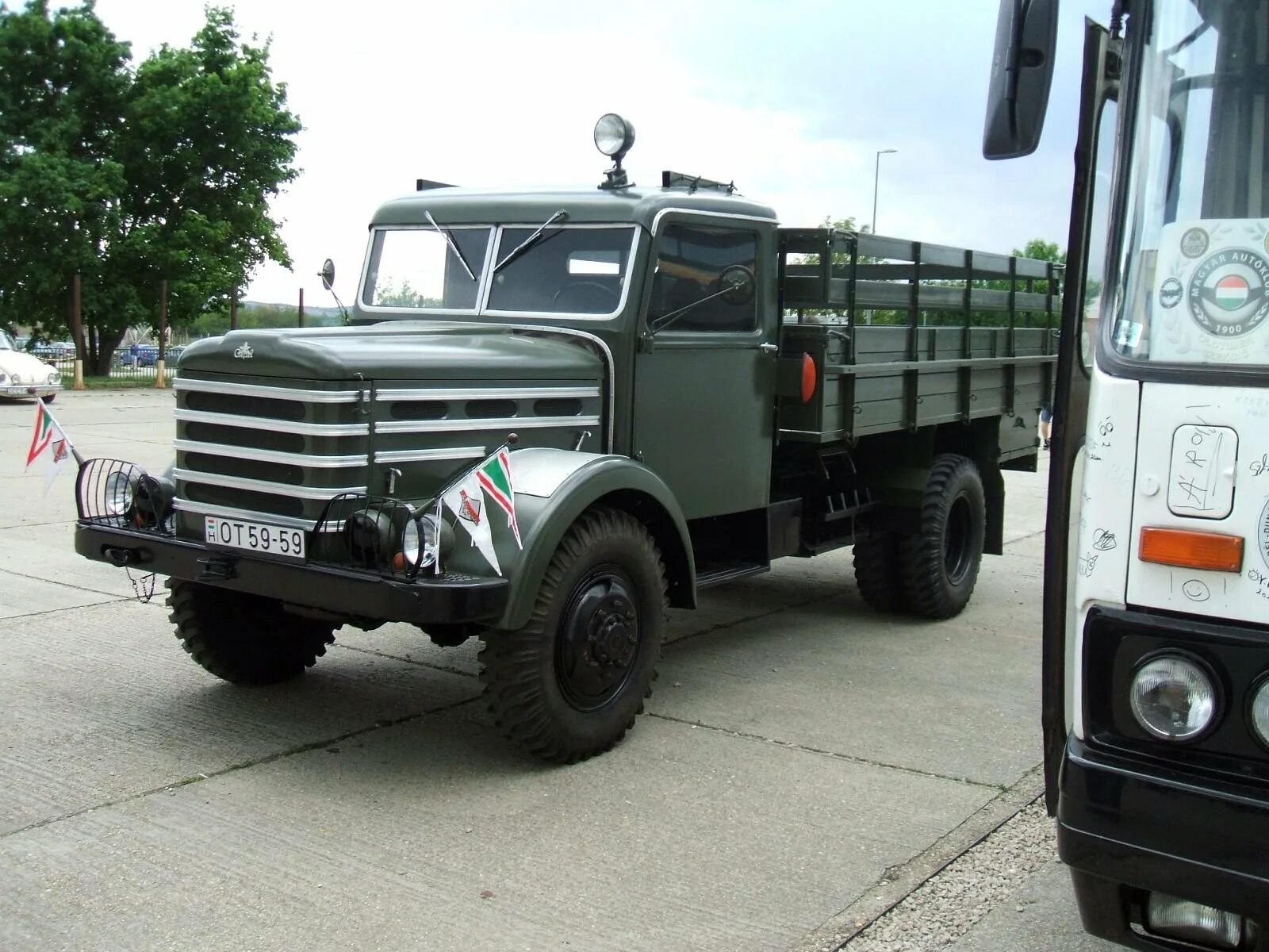 Грузовики венгрии. Чепель д 350. Венгерские грузовики чепель. Csepel d352. Венгерские грузовики чепель.