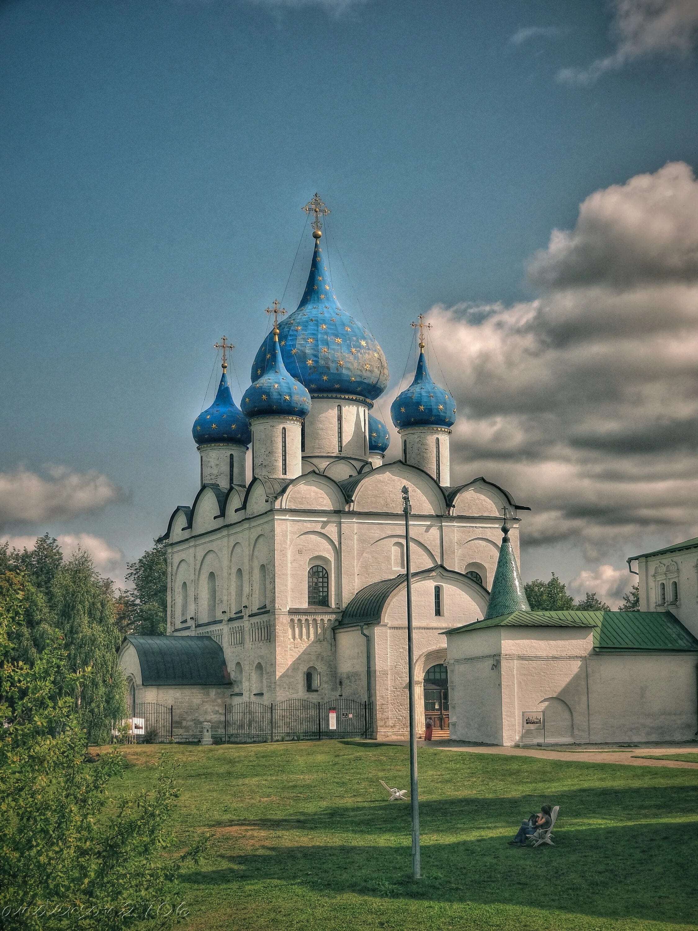 храм богородицы суздаль. собор рождества пресвятой богородицы суздальского кремля. суздальский кремль с рождественским собором. суздальский собор рождества пресвятой богородицы. храм богородицы суздаль.