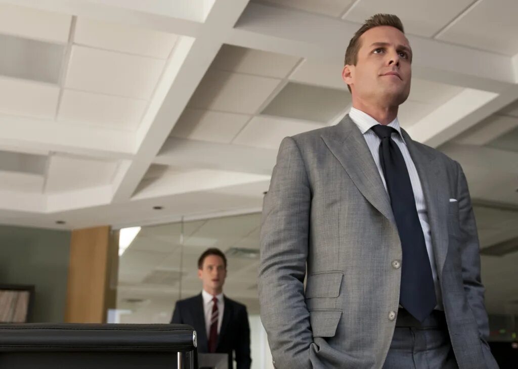 Форс мажоры 8 сезон. Форс мажоры костюмы в законе. Майк росс форс мажоры. Харви спектр 1 сезон. Джина торрес форс мажоры.