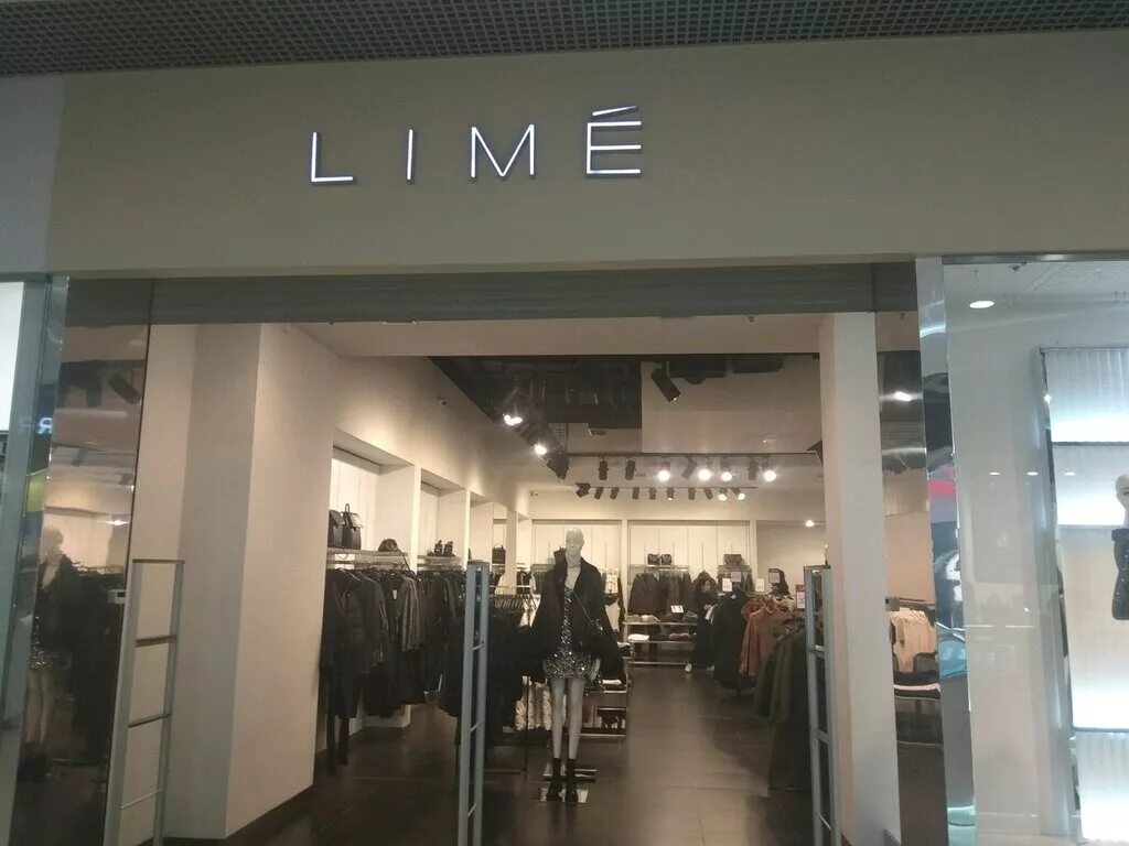 Lime одежда Columbus. Новороссийск магазин Lime. Lime витрина. Витрина магазина Lime. Магазин одежды laim