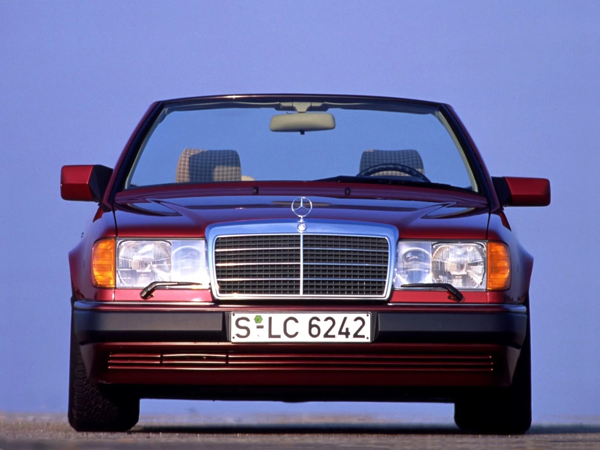 е класс 90 годов. Mercedes-benz w124. мерседес бенц 124 кузов. Mercedes benz e class w210. мерседес 124 е500.