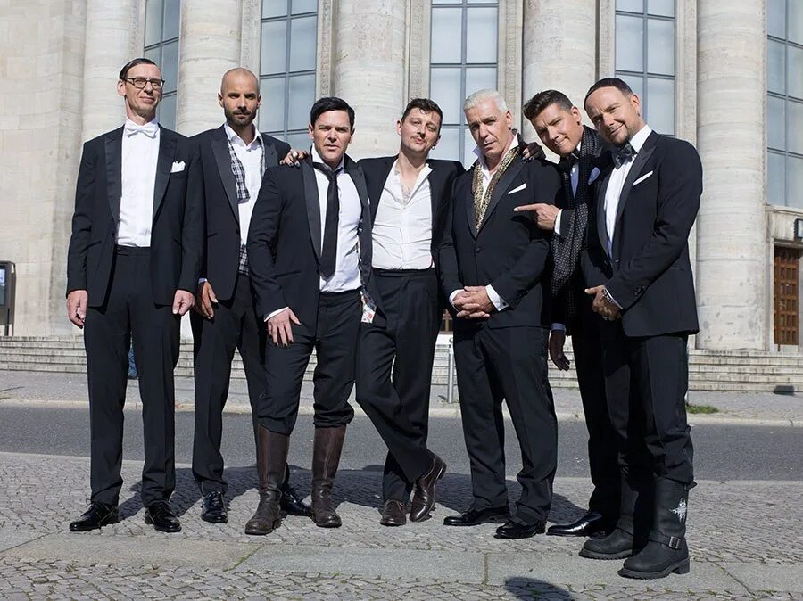 Участники группы rammstein. Rammstein состав. Имена участников раммштайн. Группа rammstein 1994. Rammstein состав.