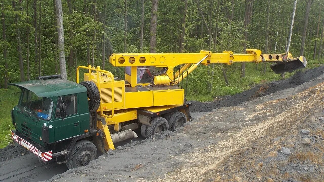 Работа удс. Экскаватор планировщик татра 815 удс 114. экскаватор-планировщик uds-114. экскаватор tatra uds-114. татра экскаватор планировщик uds-114.