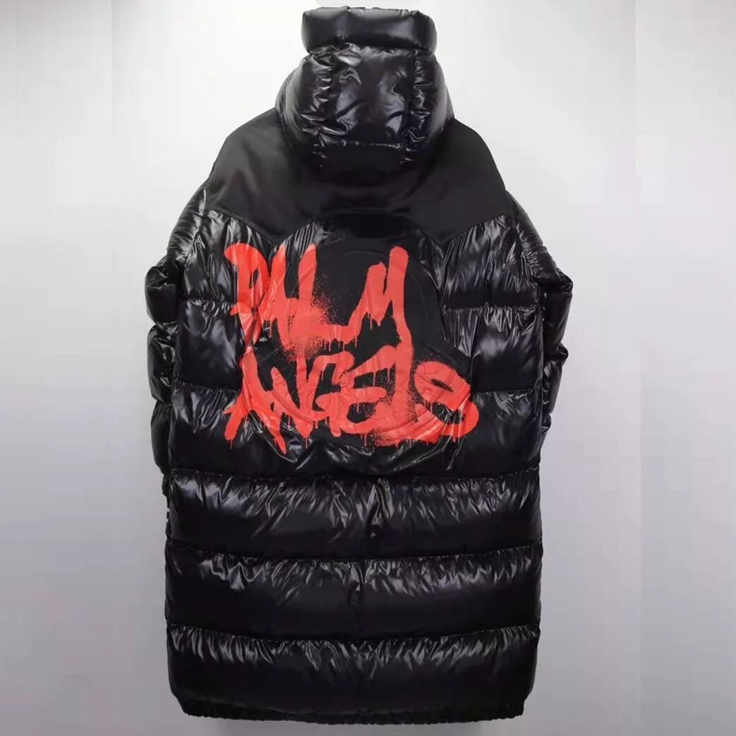 Пуховик монклер светящийся. Moncler palm angels пуховик. moncler x palm angels пуховик. palm angeles moncler. монклер palm angels.