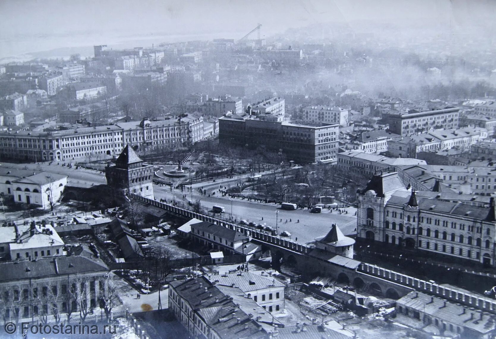 Нижний новгород 1930 горький. Переименование нижнего новгорода в горький. Город горький 1979. Фото город горький 40 50 60 70. Город горький ссср.