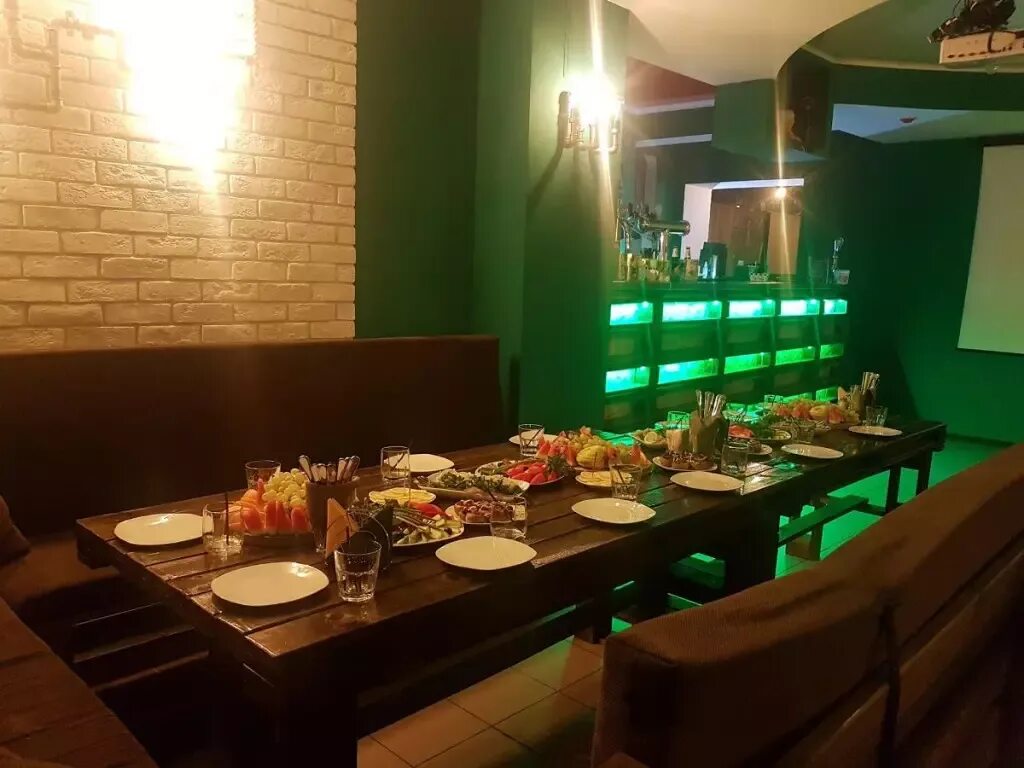 Гостиница железногорск курская область. Быковский железногорск. Ресторан железногорск курская область. Графин железногорск курская. Ресторан алтава железногорск.