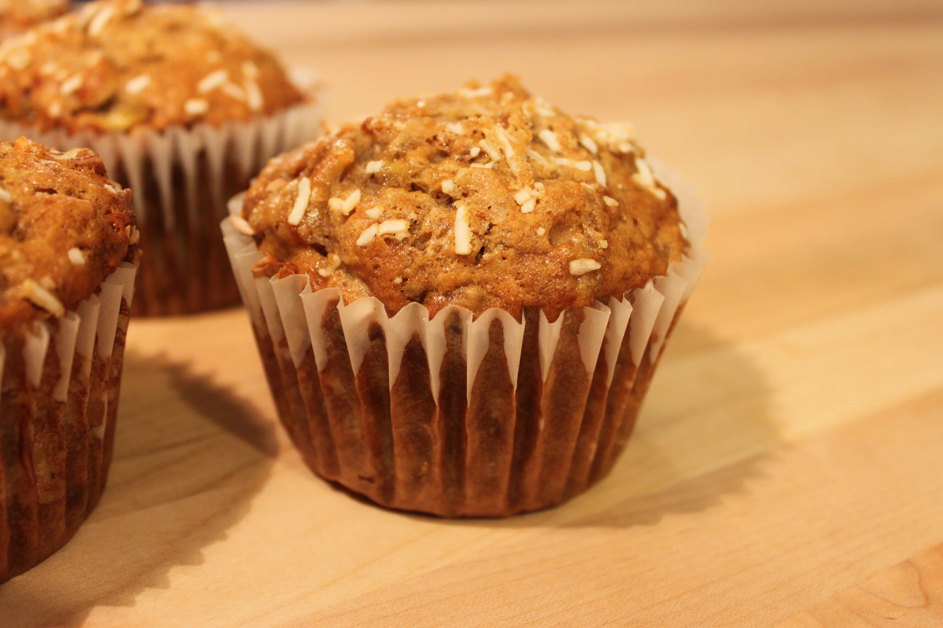 Magic muffin. Кекс из овсяной муки. Кекс Ореховый. Творожно банановый кекс. Американский кекс.