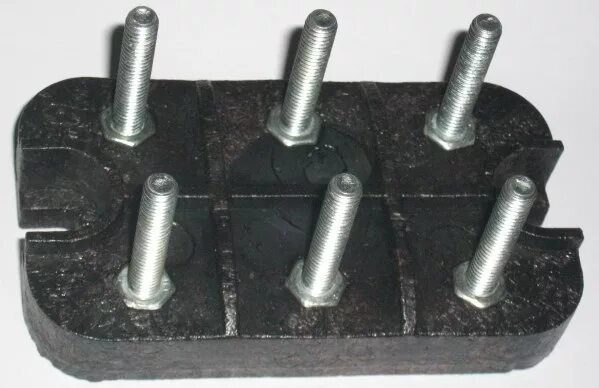 колодка двигателя. колодка двигателя. 400. клеммная колодка электродвигателя у100-132. клеммная колодка двигателя аир80.