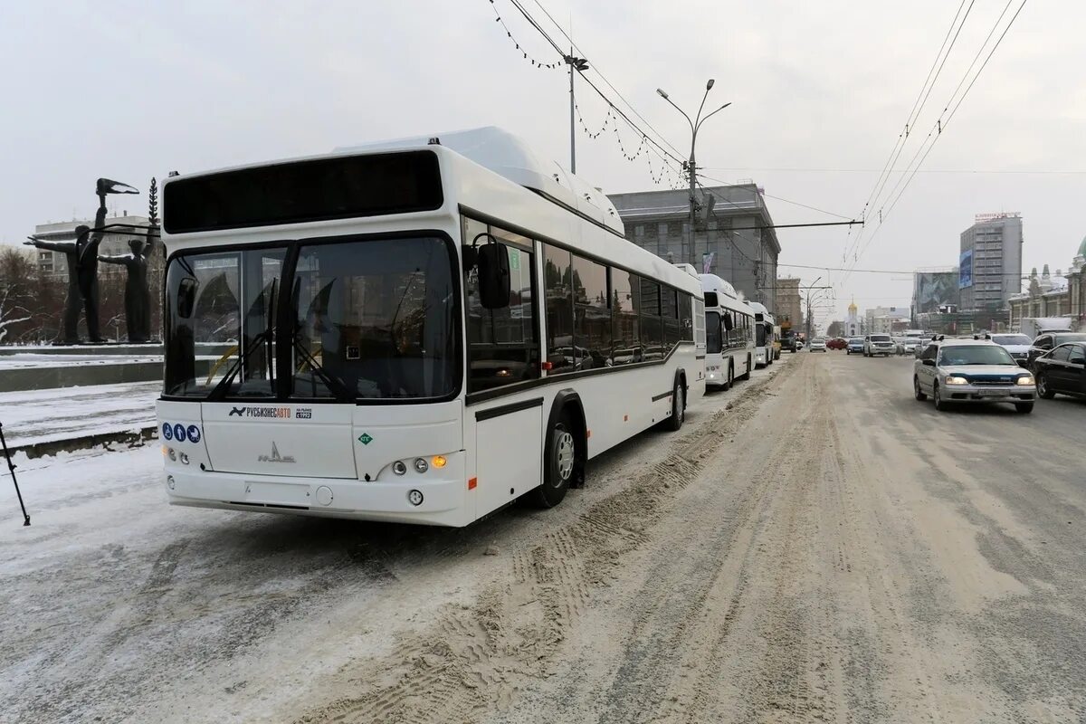 Транспорт в новосибирске. Транспорт в новосибирске. Транспорт в новосибирске. Трамвай 71-619кт новосибирск. Транспорт в новосибирске.