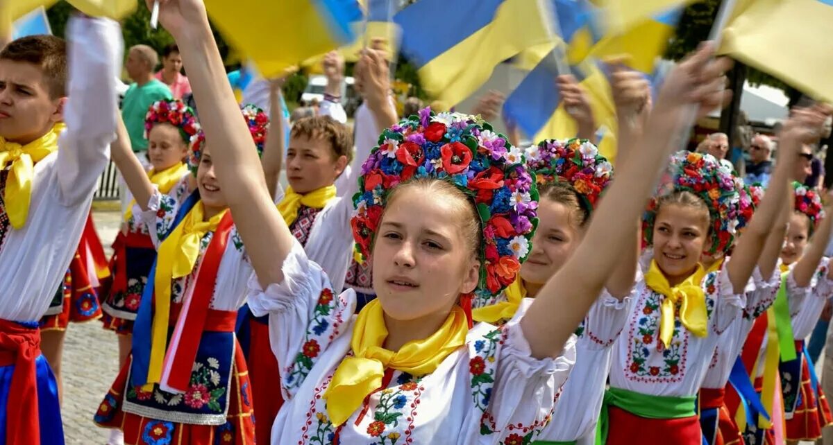Украинский народ. Украинцы нация. Украина люди. Нация Украинка. Маленькие украинцы
