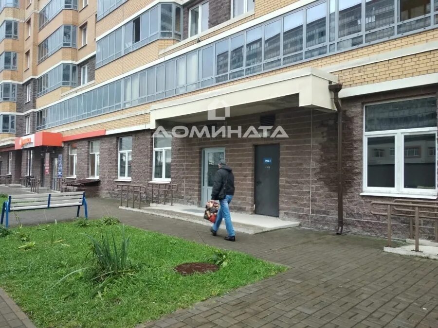 Охтинская аллея 14. Охтинская аллея 10 корпус 1. Охтинская 10. Охтинская аллея 10 к 1 жк девятый вал. Охтинская аллея 8 мурино.