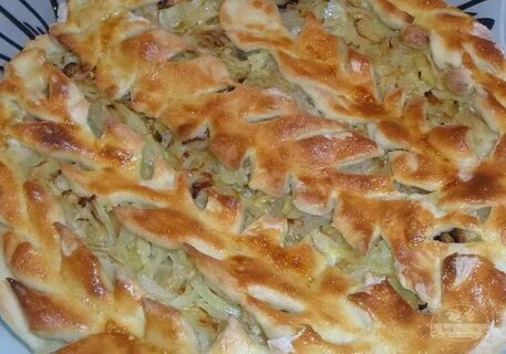 Пирожки с капустой из слоеного дрожжевого теста