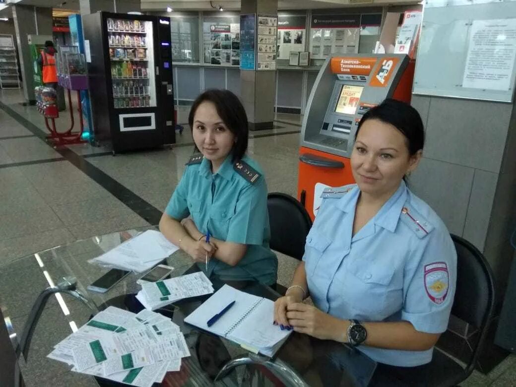 Судебные приставы южно сахалинск. Полиция южно сахалинск. транспортная полиция южно-сахалинск. мвд южно-сахалинск.