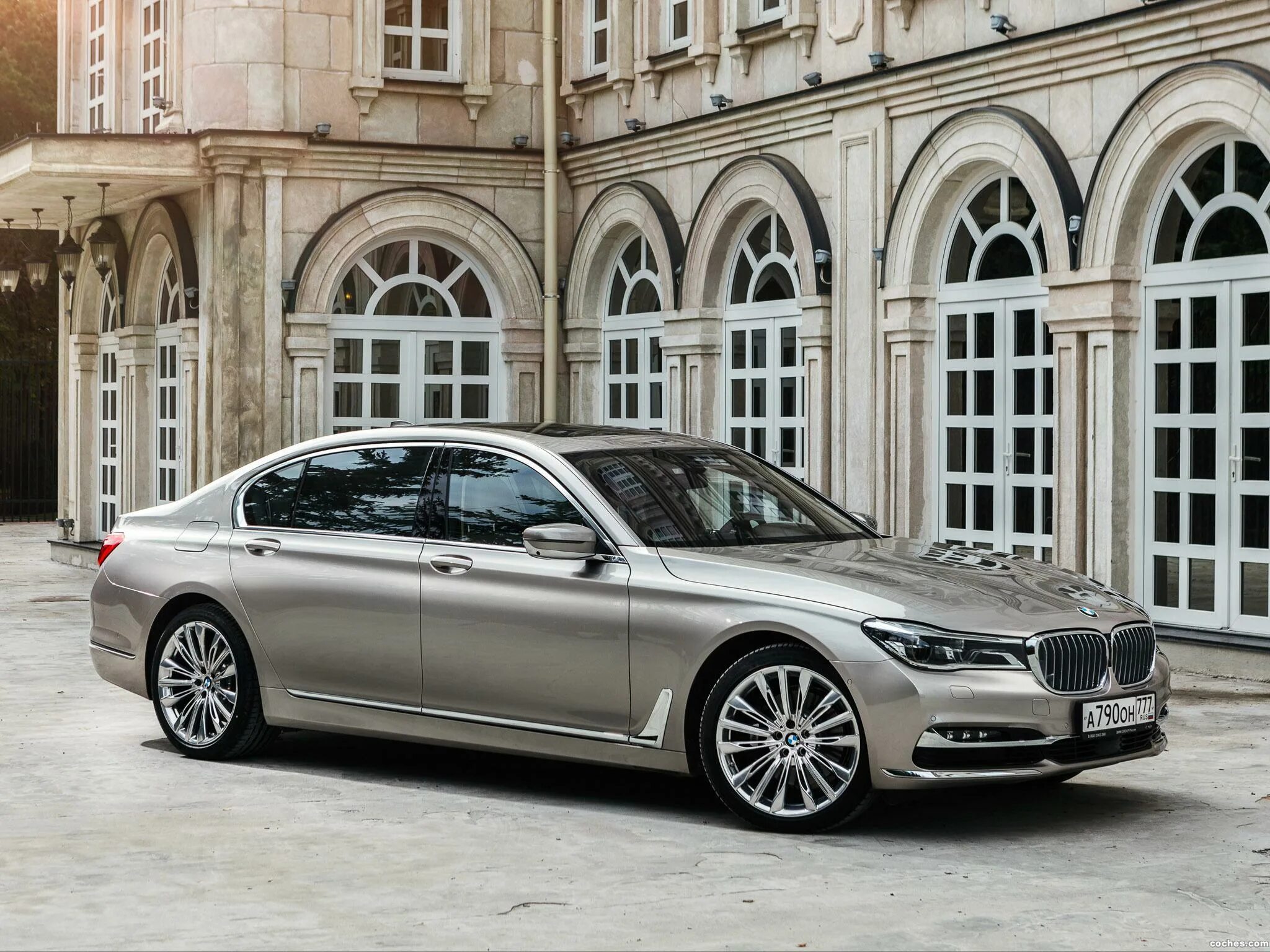 Бмв g11. Bmw 7 это. Самая дорогая бмв. Bmw 7 series 730d. Bmw 7-series activehybrid.