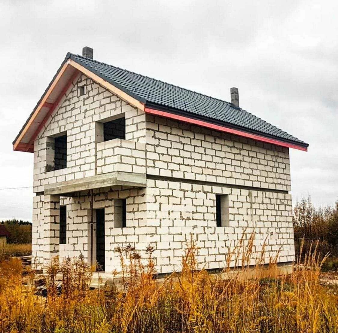 Квадратный дом газоблок. Дом из пеноблоков. дом из газобетона. дом пеноблок. домик из пеноблоков.