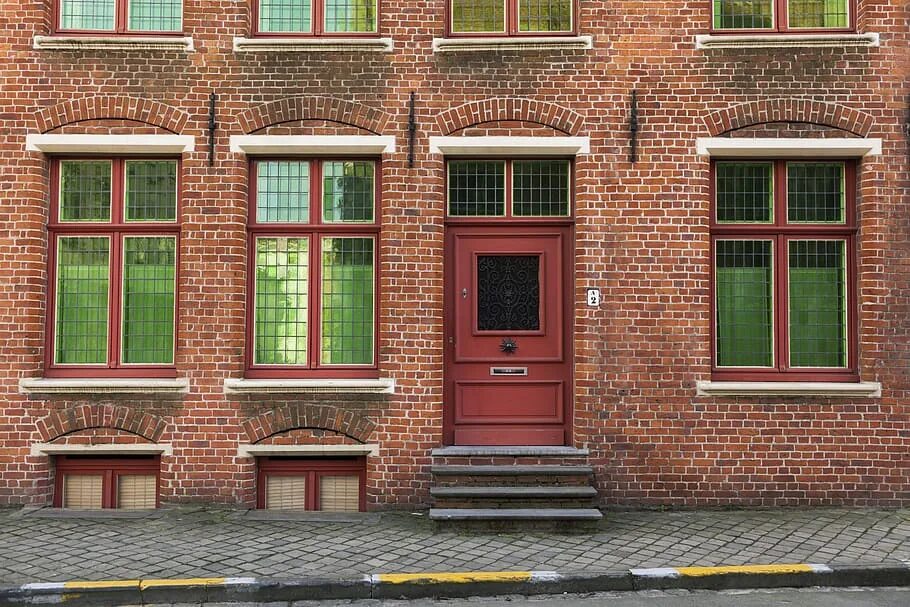 Streets windows