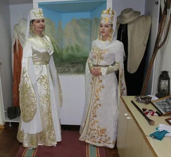 Национальный костюм карачаевцев