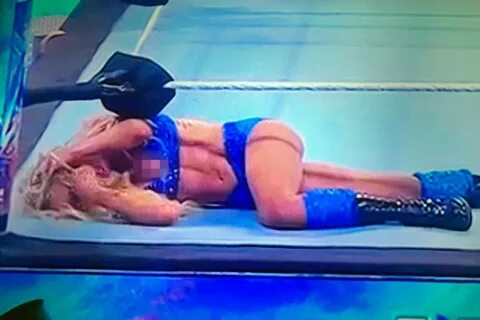 Charlotte Flair suffers wardrobe malfunction at WrestleMania 38