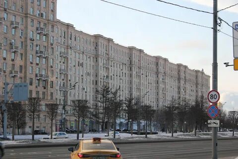Кутузовский дом 8