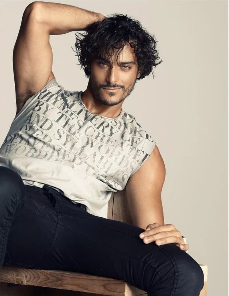 Дионисис маркис. Итальянский мачо. Мужчины с волосатыми подмышками. Итальянский мачо. Итальянский мачо.