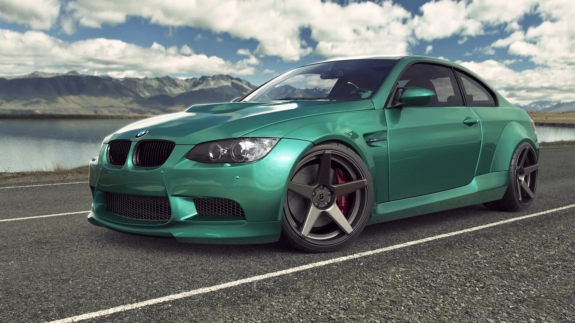 Bmw 3 green. Зеленая bmw e92. Bmw m3 e92. Bmw m3 зеленая. Бмв м3 зеленая.