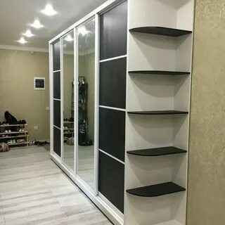 Боковая полка в шкафу