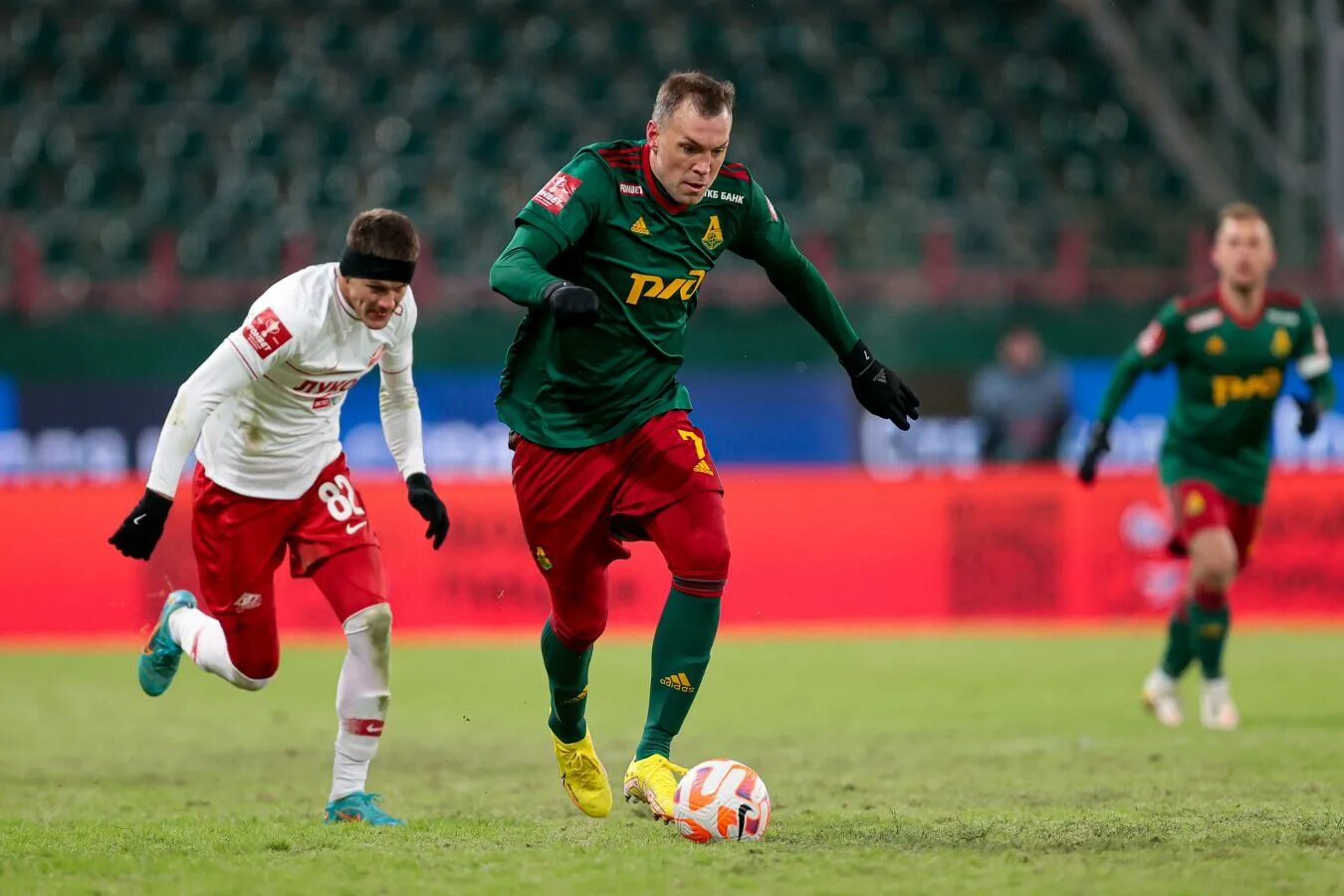 Дзюба почему не играет сегодня за локомотив. Локомотив москва.