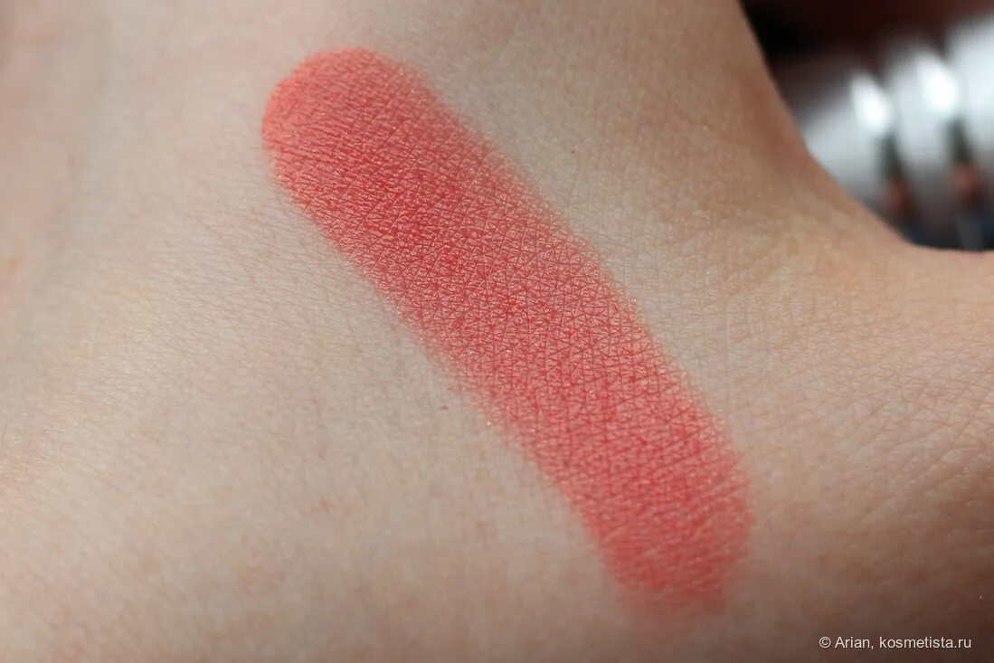 Помада Clinique 10 Coral Crush. Clinique Coral Crush. Clinique помада для губ High Impact Lip Colour Coral crash. 04 Coral Crush помада.