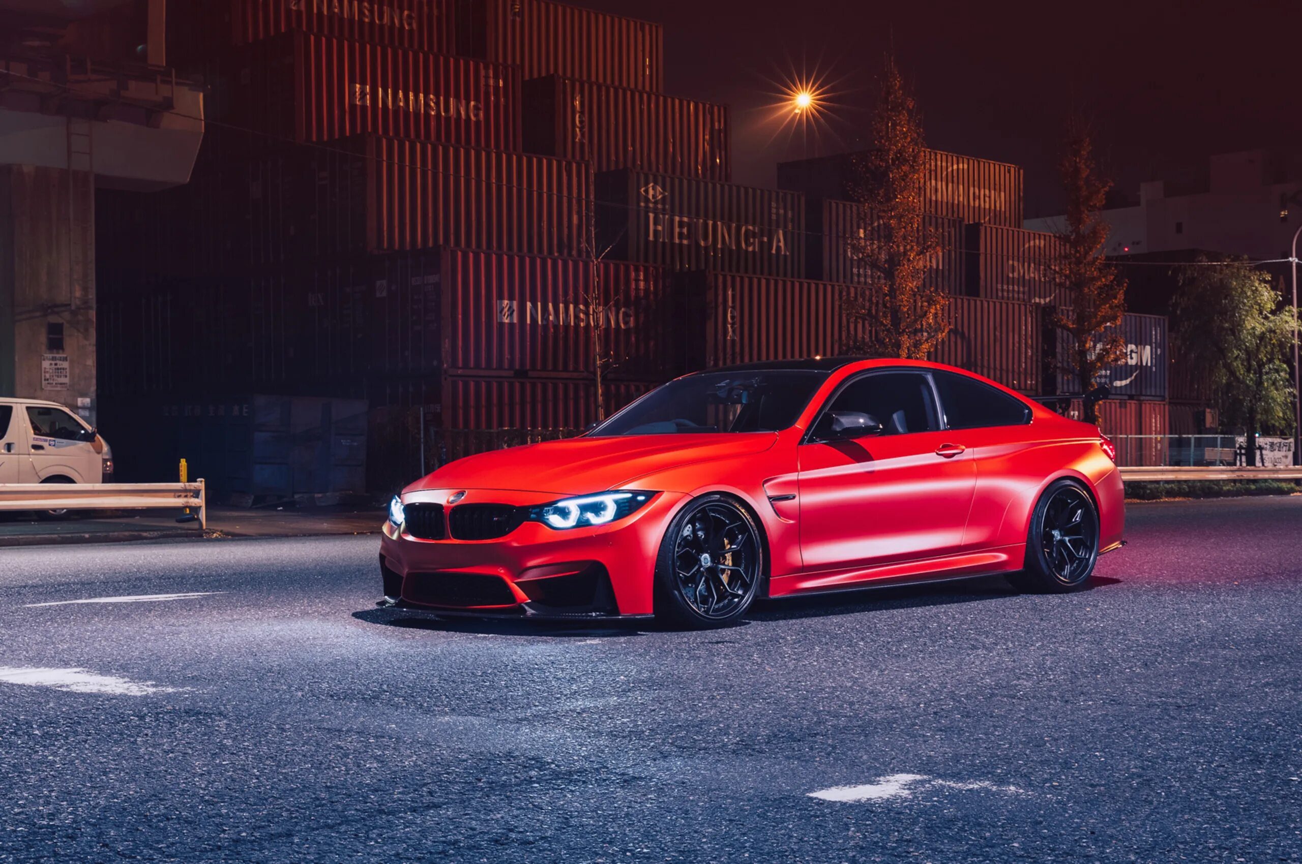 BMW m4 Red. BMW m4 f82. БМВ м4 f82 черная. BMW m4 f82 Sport.