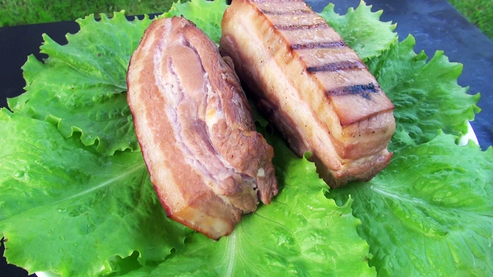 Копченая грудинка холодного копчения. Грудинка свиная горячего копчения. Грудинка холодного. Копченое сало холодного копчения. Копченое мясо.