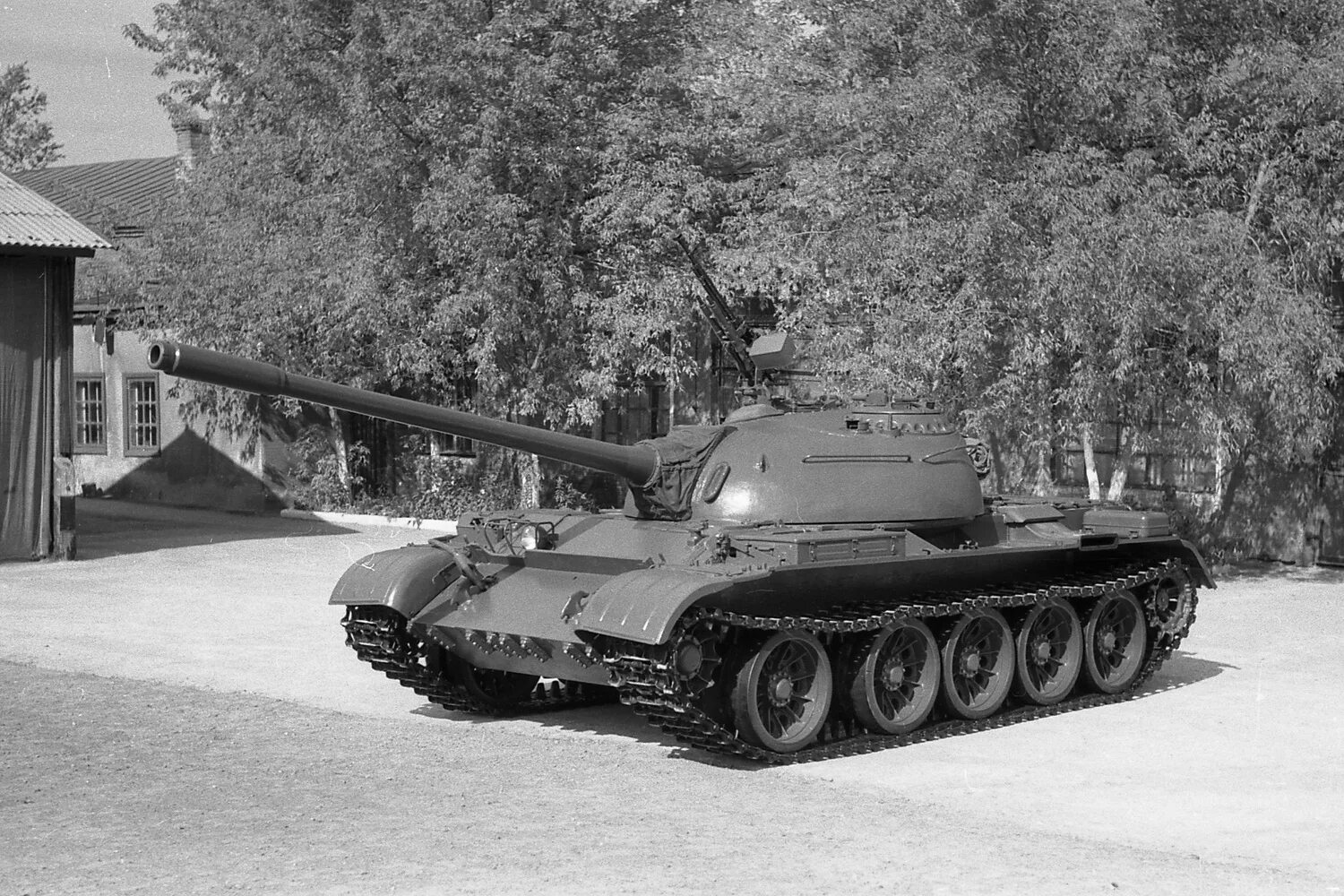 1951 танк. Т-54/55. Т-54 танк СССР. Т-54 обр 1951. Т-54б.