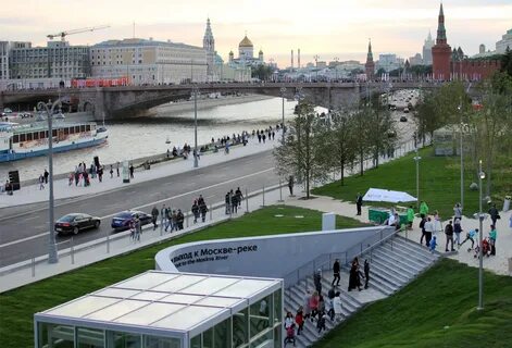 Парк зарядье по москве реке
