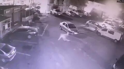 Yaşlı adamın üzerinden geçti! 