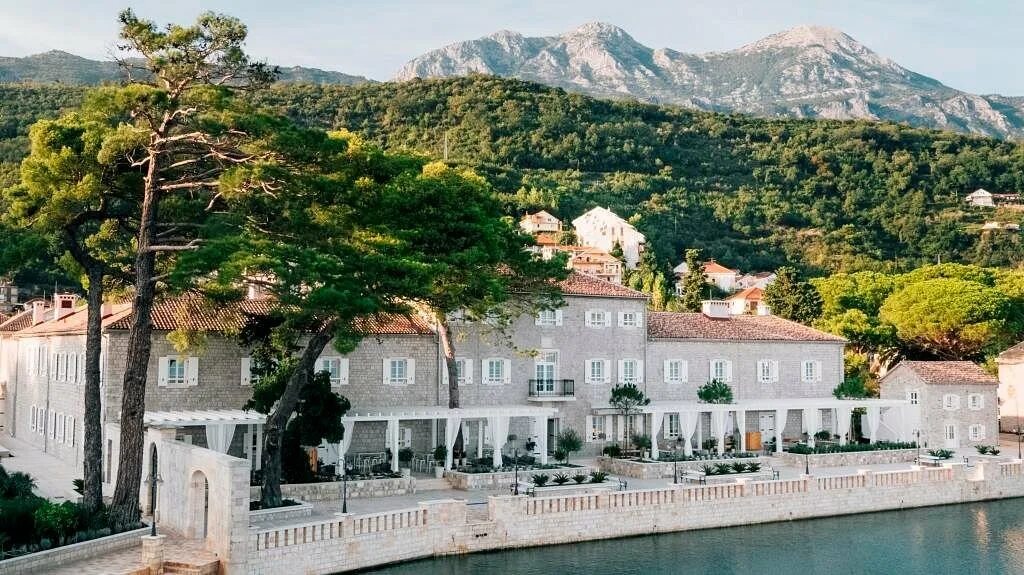 Lazure resort and spa. Мельине черногория. герцег-нови черногория. herceg novi montenegro. lazure hotel &amp; marina 5*.