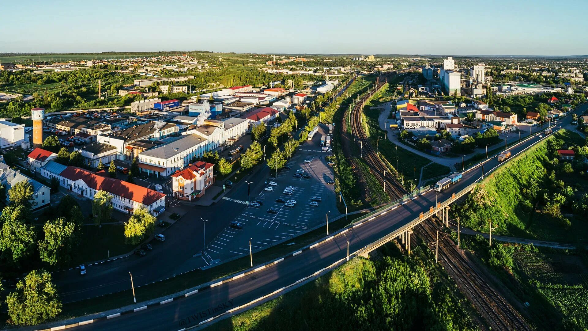 Население г орел. Орел центр города. город орёл достопримечательности. город орел сверху. томск с высоты птичьего полета.