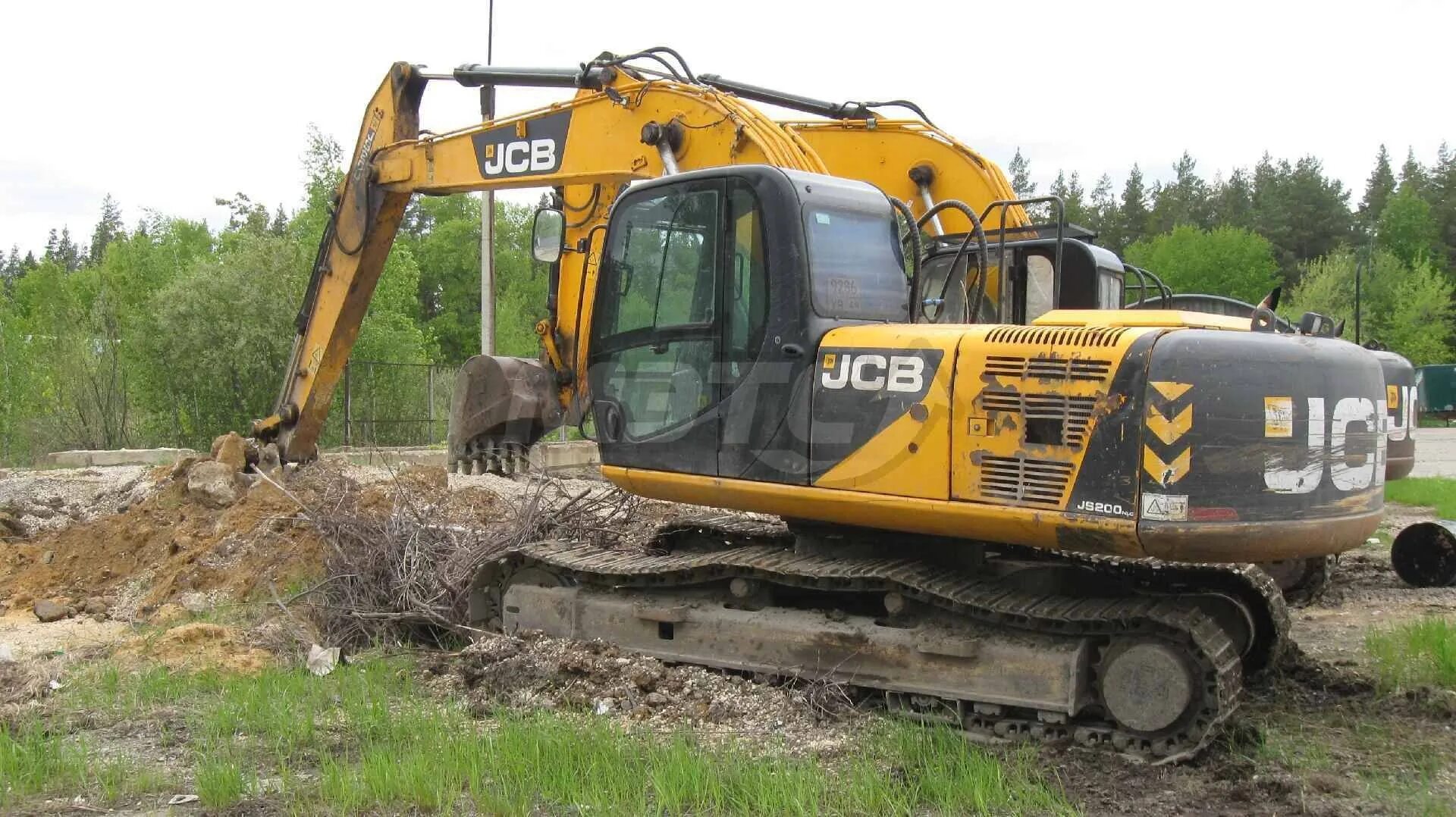 Jcb js200. Jcb js200 lst 2. js200. jcb js 200nlc t2 технические характеристики.