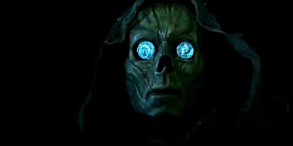 Монеты на глазах умершего. Иллюминаты монеты поллга. Монеты на глазах умершего. Монета с треугольником и глазом. Человек с монетами на глазах.