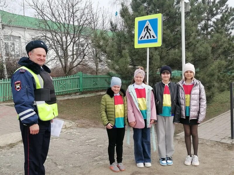 Весенние дороги безопасность. Безопасная дорога. Безопасность на дороге. Акция безопасная дорога. Безопасные весенние дороги.