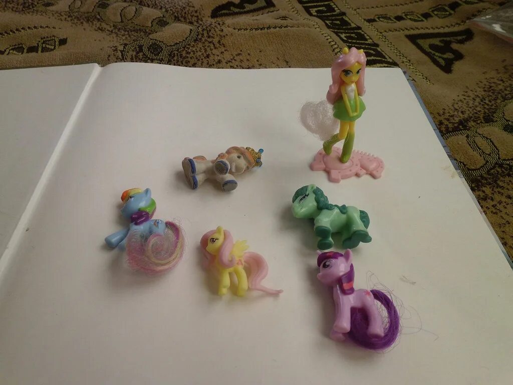 Коллекция Киндер пони. Цветочные пони Киндер. Цветочные пони из киндера. Коллекции Киндер игрушек пони. Киндер май литл