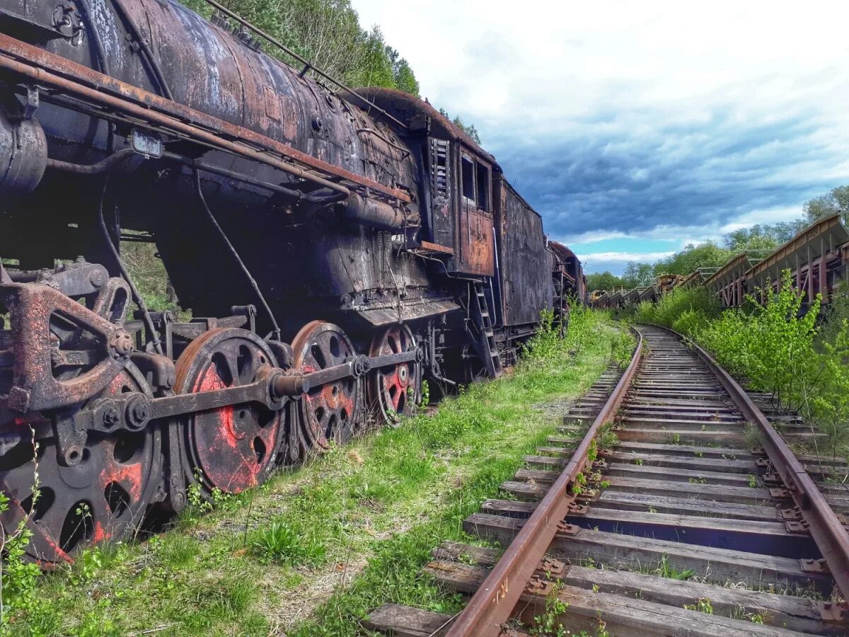 Железнодорожные перевозки. Поезд на воде. Много поездов. Amazing trains. Amazing trains.